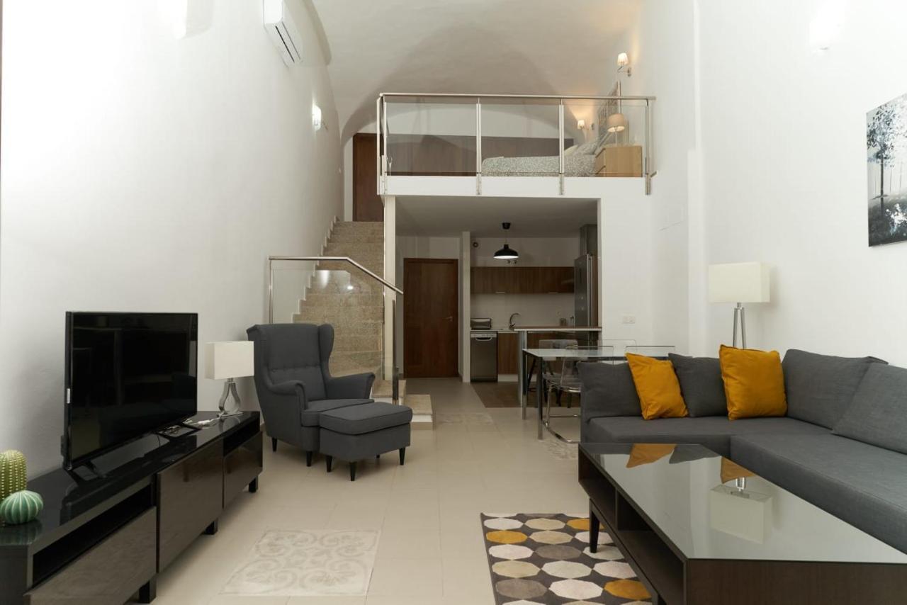 Apartamento Turistico Centro Monumental -- Caceres Exterior photo