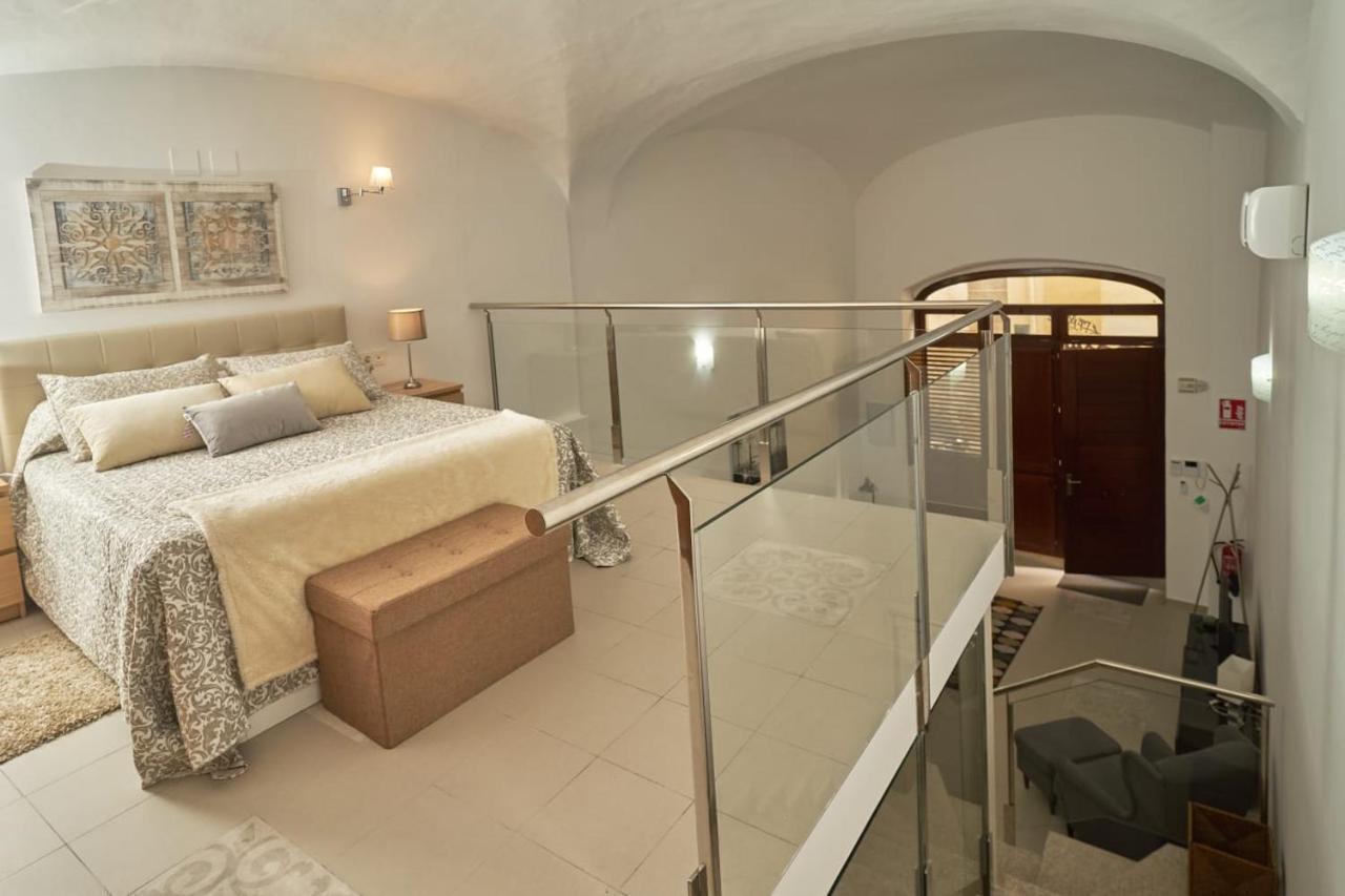 Apartamento Turistico Centro Monumental -- Caceres Exterior photo